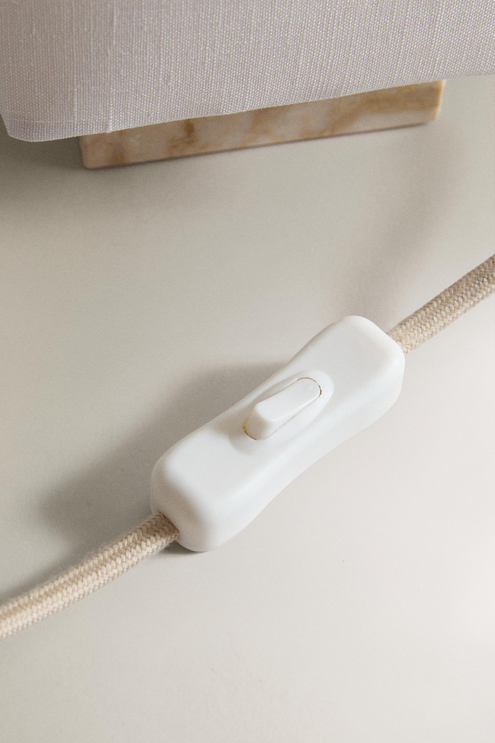 MARBLE AND LINEN TABLE LAMP